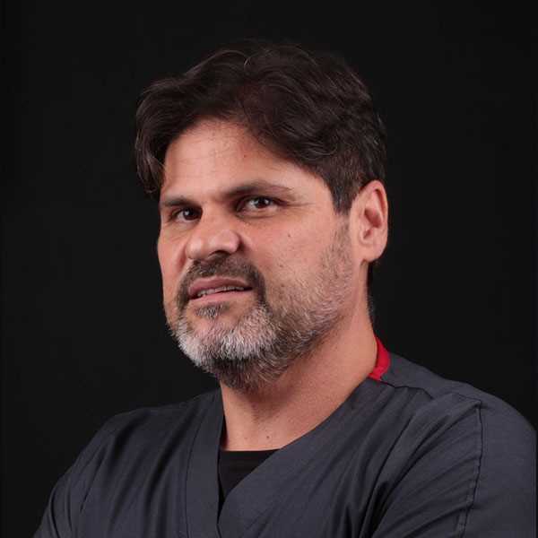 Dt. Yasa Akdoğan